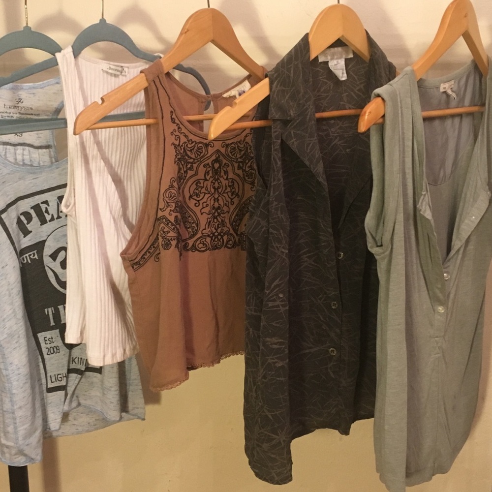 Neutral tops bundle